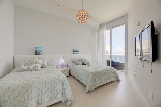15901 Collins Ave Ph4303, Sunny Isles Beach, FL 33160