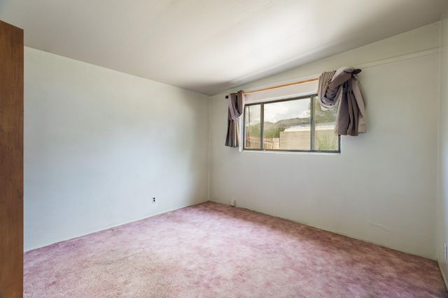 10528 Princess Jeanne Avenue NE, Albuquerque, NM 87112