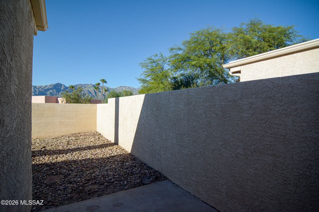 3266 N Little Creek Place, Tucson, AZ 85712