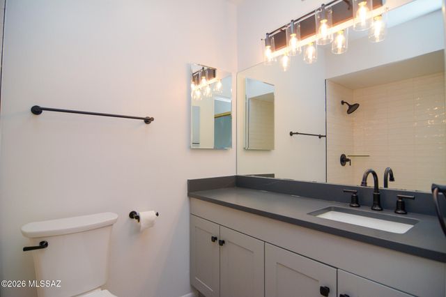 3266 N Little Creek Place, Tucson, AZ 85712