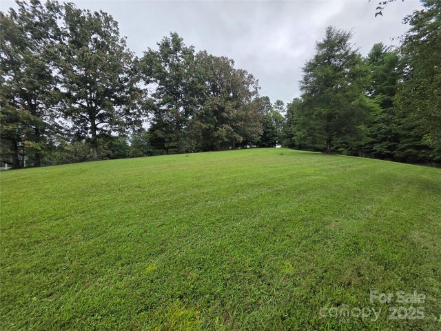 388 Settlers Trail 32, Mars Hill, NC 28754