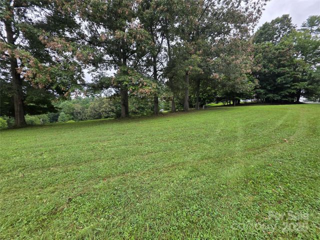 388 Settlers Trail 32, Mars Hill, NC 28754