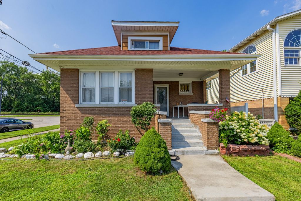 7546 W Hanover Street, Summit, IL 60501