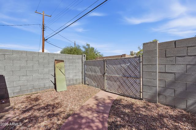 7014 E BELLEVIEW Street, Scottsdale, AZ 85257