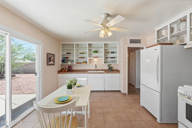 7014 E BELLEVIEW Street, Scottsdale, AZ 85257
