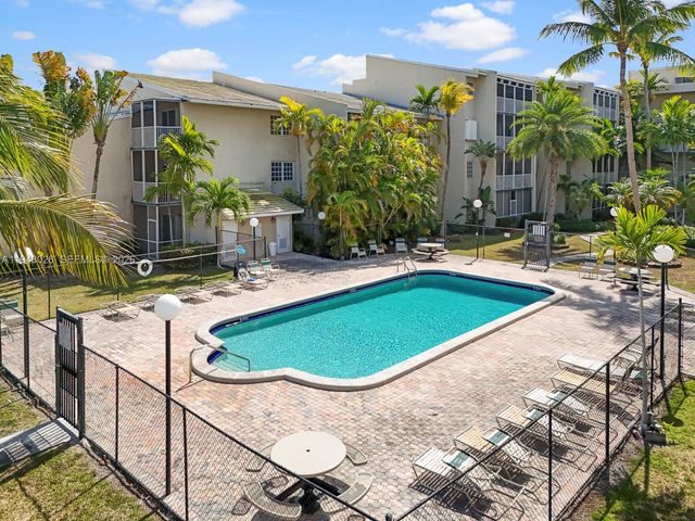 21121 SW 85th Ave 202, Cutler Bay, FL 33189