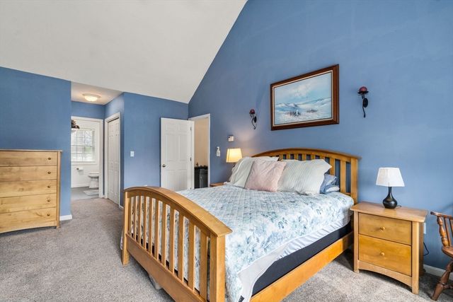 74 Kennedy Cir, Northbridge, MA 01534