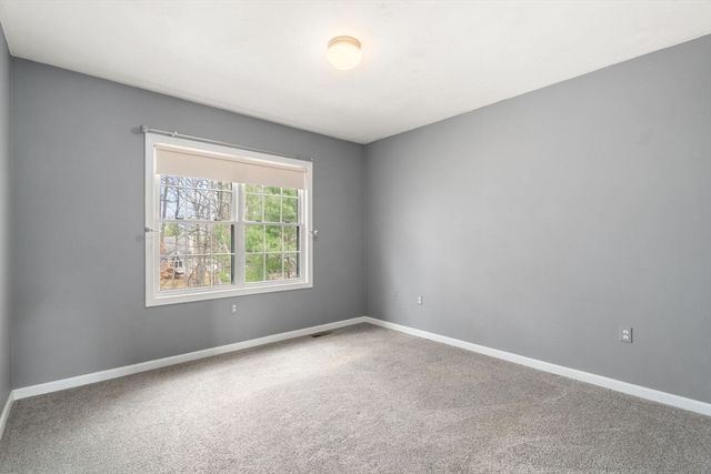 74 Kennedy Cir, Northbridge, MA 01534