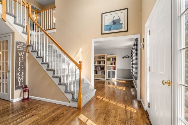 74 Kennedy Cir, Northbridge, MA 01534