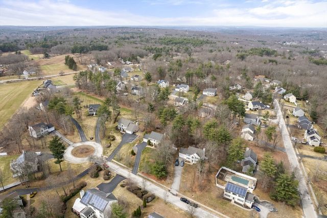 74 Kennedy Cir, Northbridge, MA 01534