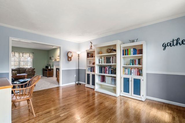 74 Kennedy Cir, Northbridge, MA 01534