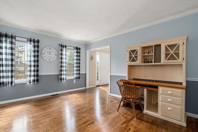 74 Kennedy Cir, Northbridge, MA 01534