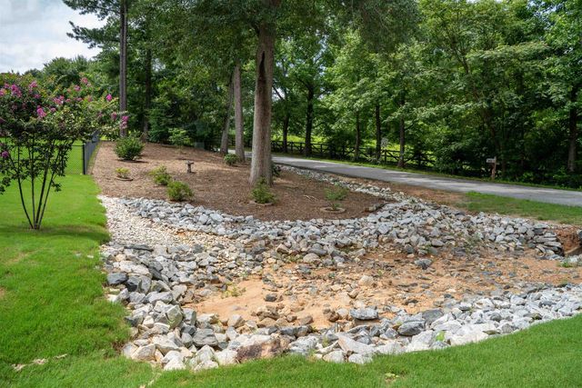 750 Old Canaan Rd Road, Spartanburg, SC 29306