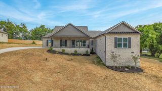 210 Charlie Lane, Maryville, TN 37804