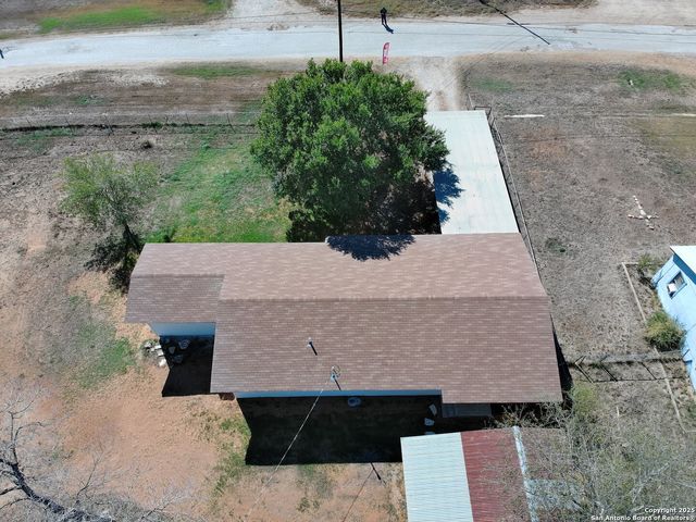 371 Rose Blvd, Charlotte, TX 78011