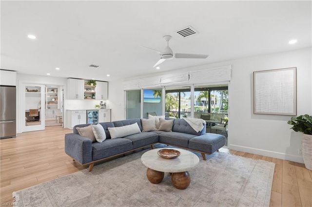 405 Prather DR, Fort Myers, FL 33919