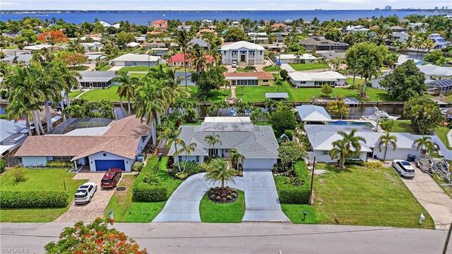 405 Prather DR, Fort Myers, FL 33919