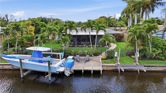 405 Prather DR, Fort Myers, FL 33919