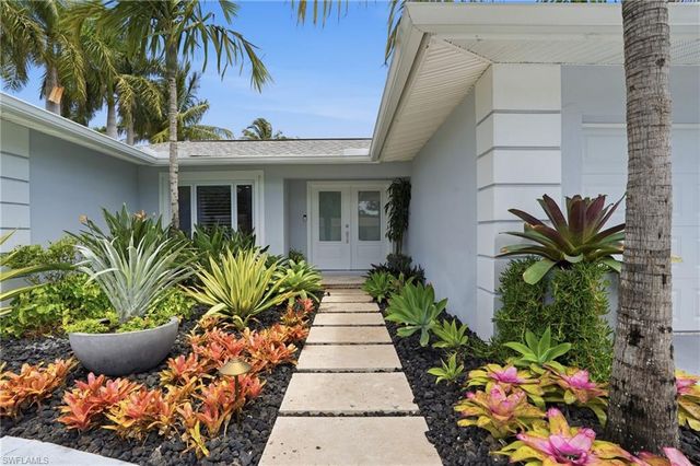 405 Prather DR, Fort Myers, FL 33919