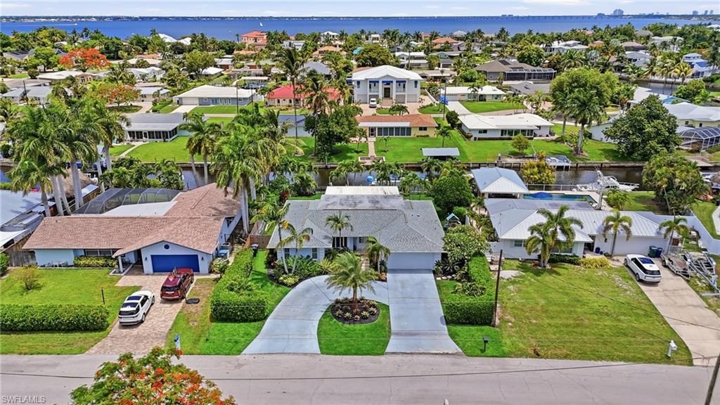 405 Prather DR, FORT MYERS, FL 33919 — photo 2