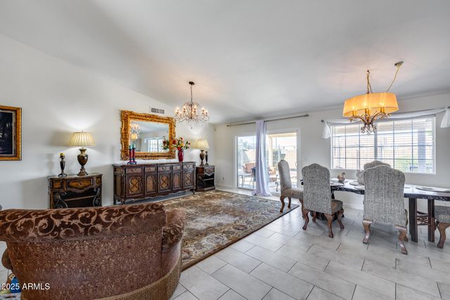 902 E RENEE Drive, Phoenix, AZ 85024