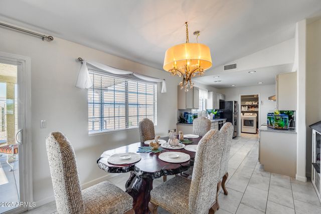 902 E RENEE Drive, Phoenix, AZ 85024