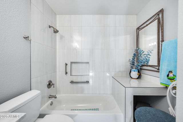 902 E RENEE Drive, Phoenix, AZ 85024