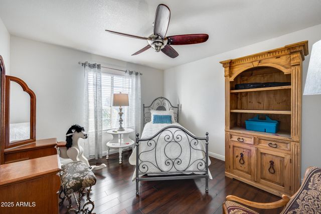 902 E RENEE Drive, Phoenix, AZ 85024