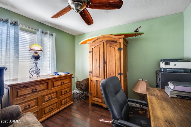 902 E RENEE Drive, Phoenix, AZ 85024