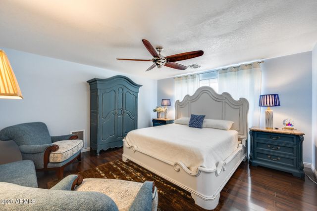 902 E RENEE Drive, Phoenix, AZ 85024