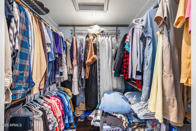 902 E RENEE Drive, Phoenix, AZ 85024