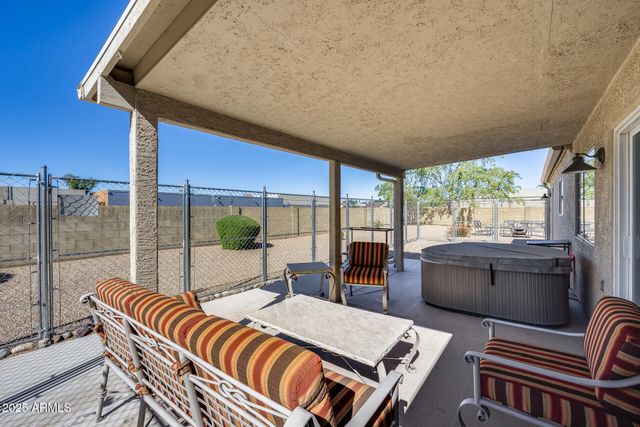 902 E RENEE Drive, Phoenix, AZ 85024