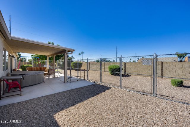 902 E RENEE Drive, Phoenix, AZ 85024