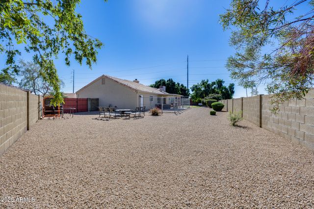 902 E RENEE Drive, Phoenix, AZ 85024