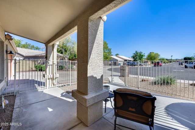 902 E RENEE Drive, Phoenix, AZ 85024