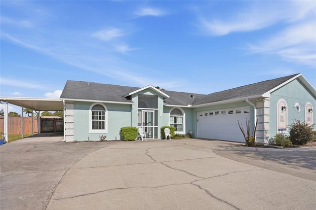 6445 BAY SHORE DRIVE, St Cloud, FL 34771