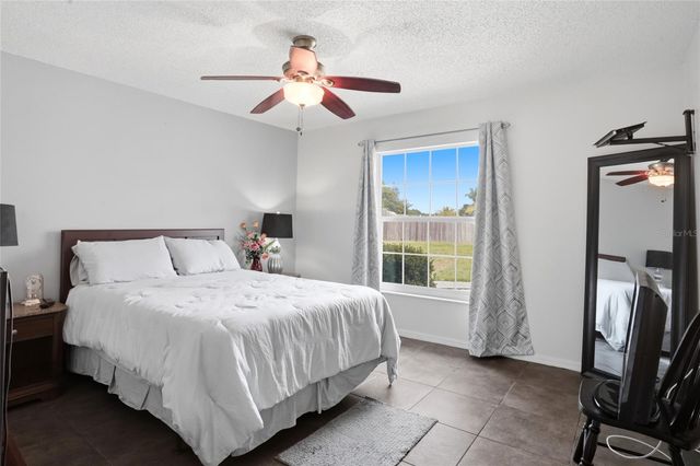 6445 BAY SHORE DRIVE, St Cloud, FL 34771
