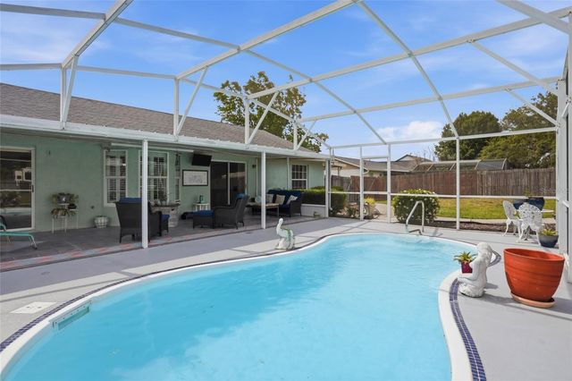 6445 BAY SHORE DRIVE, St Cloud, FL 34771
