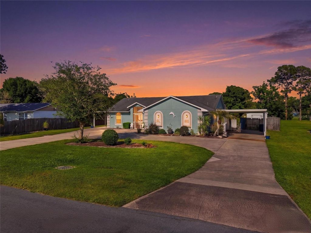 6445 BAY SHORE DRIVE, St Cloud, FL 34771