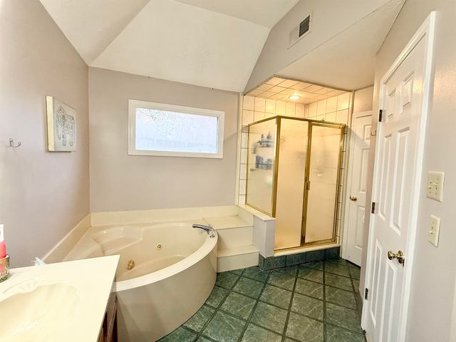 1377 HARDWOOD TRL, Memphis, TN 38016