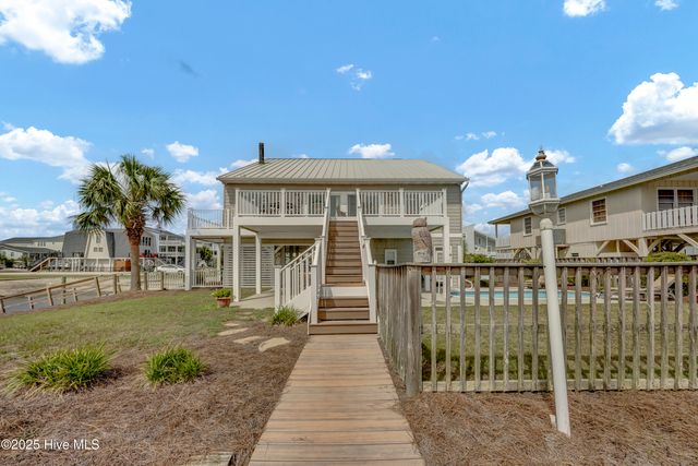 2 Newport Street, Ocean Isle Beach, NC 28469