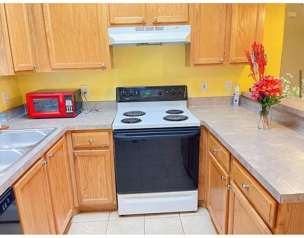 3510 SW 30TH WAY 155, Gainesville, FL 32608