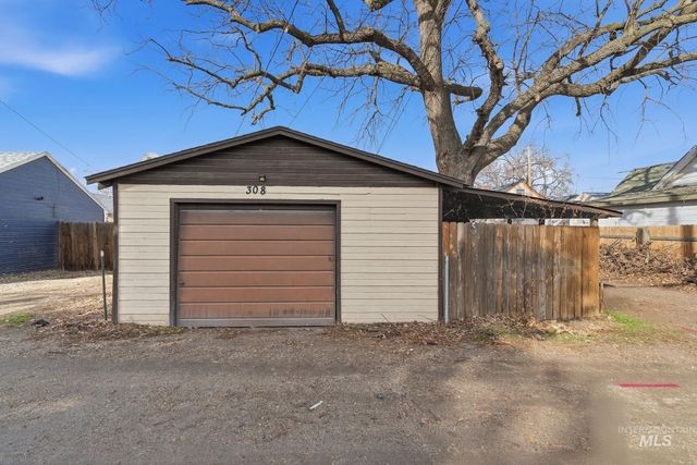 308 16th Ave S, Nampa, ID 83651