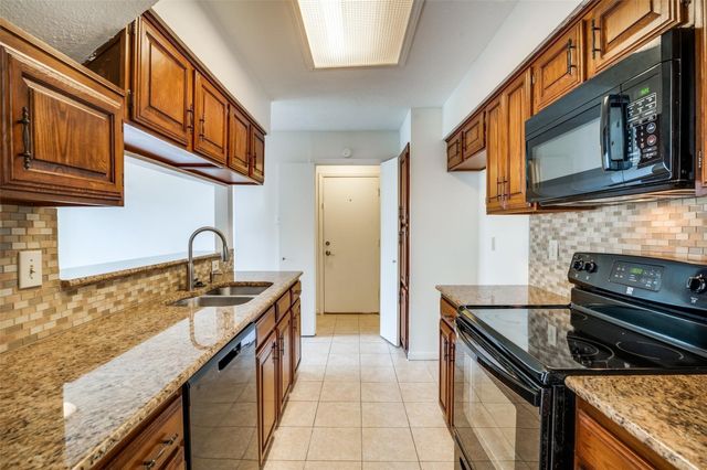 621 Via La Paloma, Mesquite, TX 75150