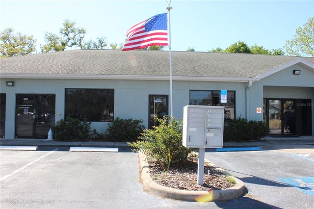 200 EMERALD BAY DRIVE 200, Oldsmar, FL 34677