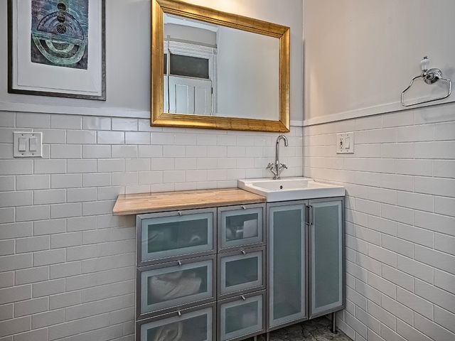 420 Pressley St, East Allegheny, PA 15212