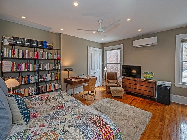 420 Pressley St, East Allegheny, PA 15212