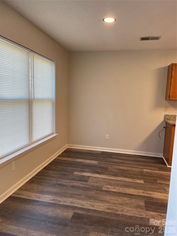 183 Kristens Court Drive, Mooresville, NC 28115