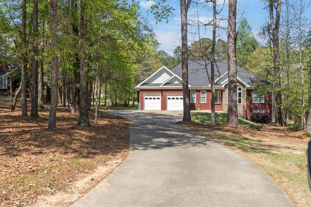 337 Walker Dairy Road, Smiths Station, AL 36877
