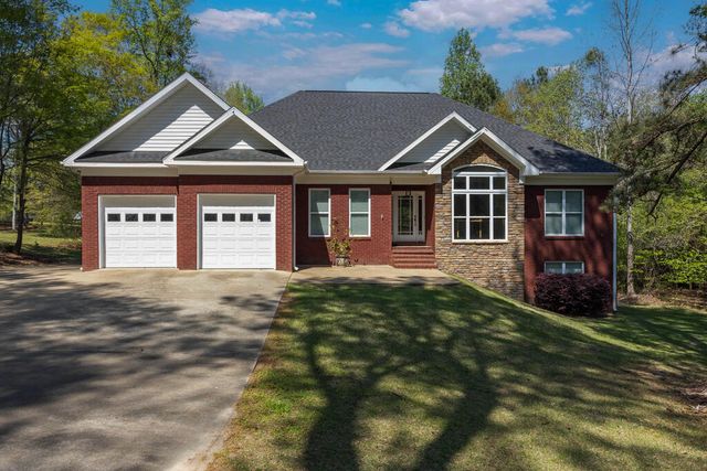 337 Walker Dairy Road, Smiths Station, AL 36877